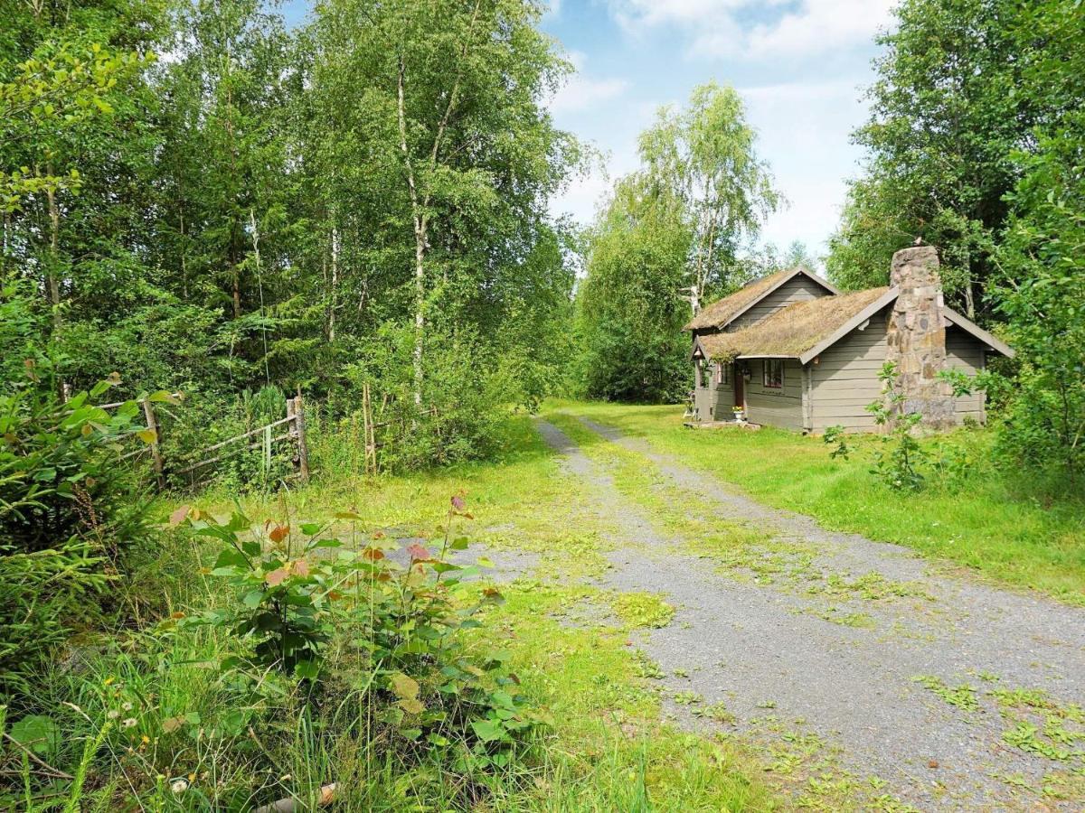 5 Person Holiday Home In Tingsryd Eksteriør billede