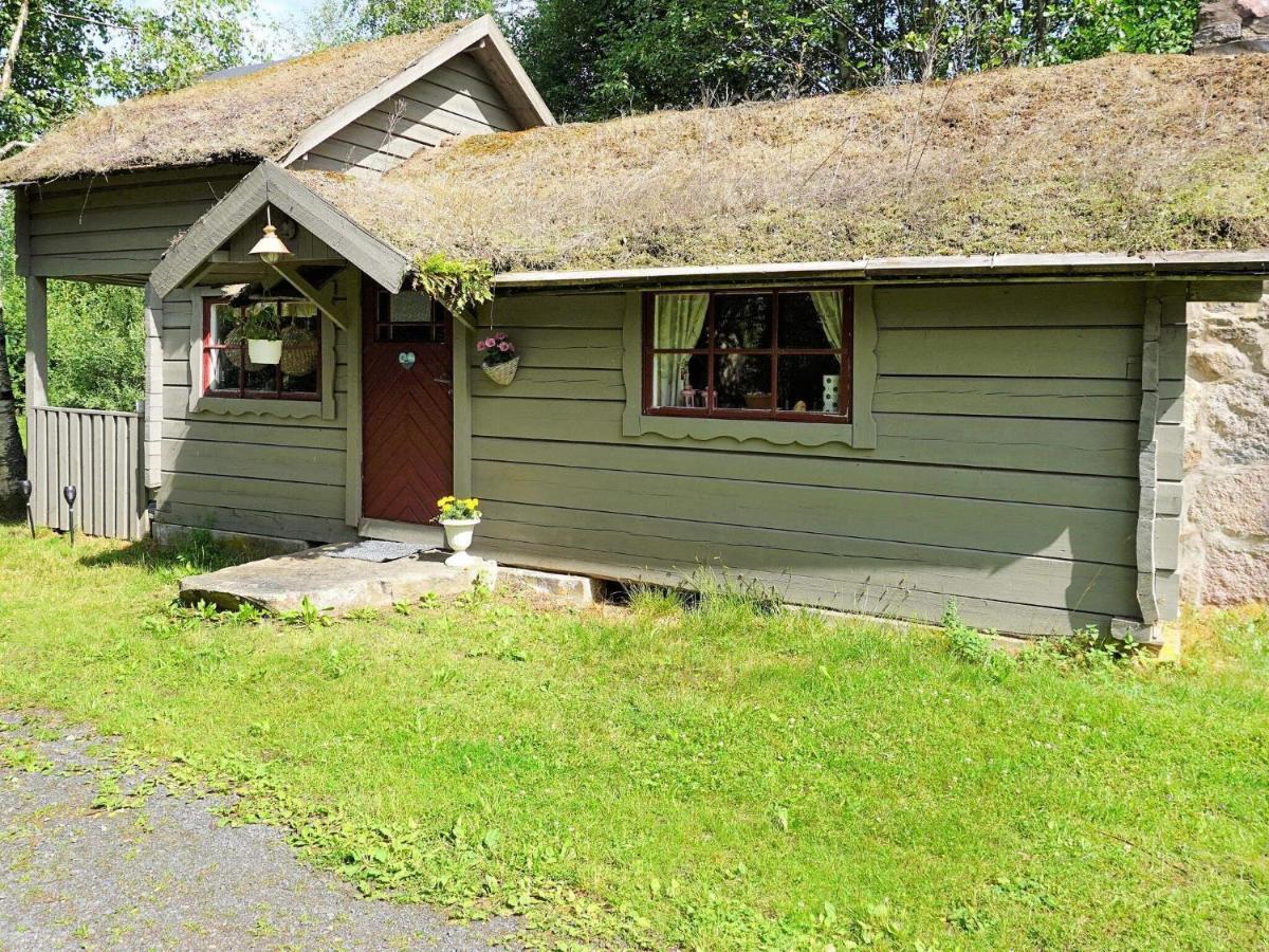 5 Person Holiday Home In Tingsryd Eksteriør billede